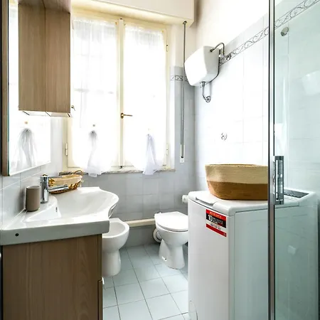 Hostly-casa Serena-near The Town Center Apartment
