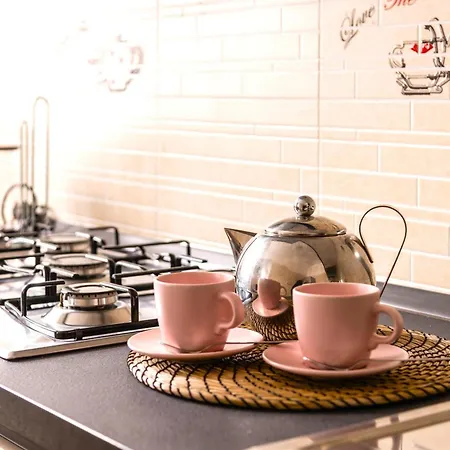 Hostly-casa Serena-near The Town Center Apartment Pisa